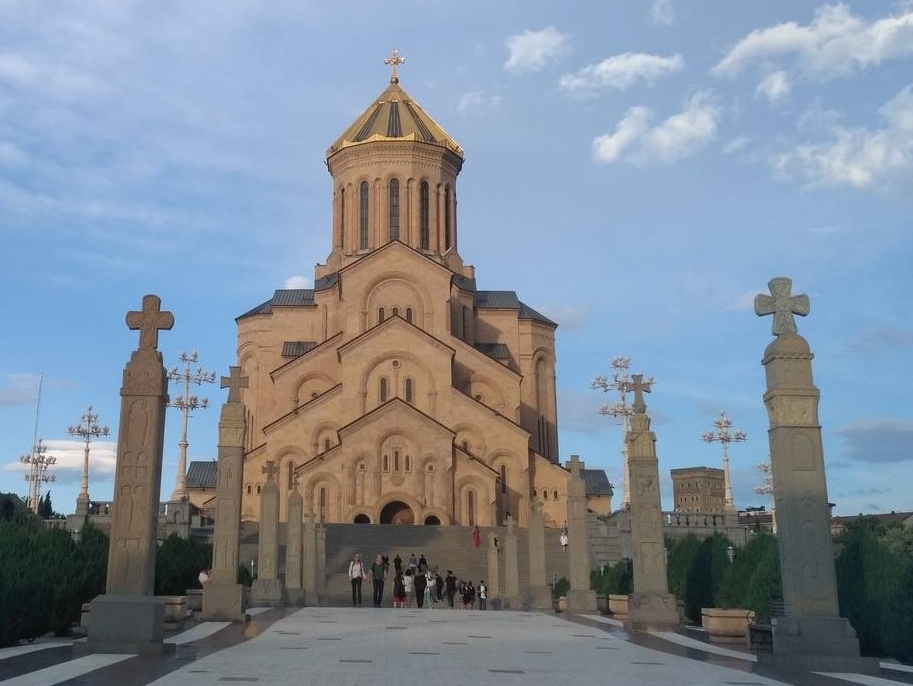 Кафедральный собор Святой Троицы в Тбилиси