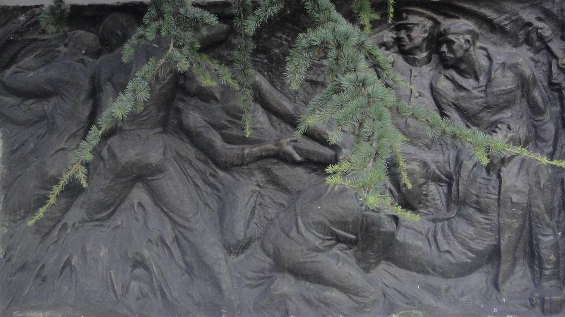 Барельеф на памятнике подводникам-черноморцам, Севастополь