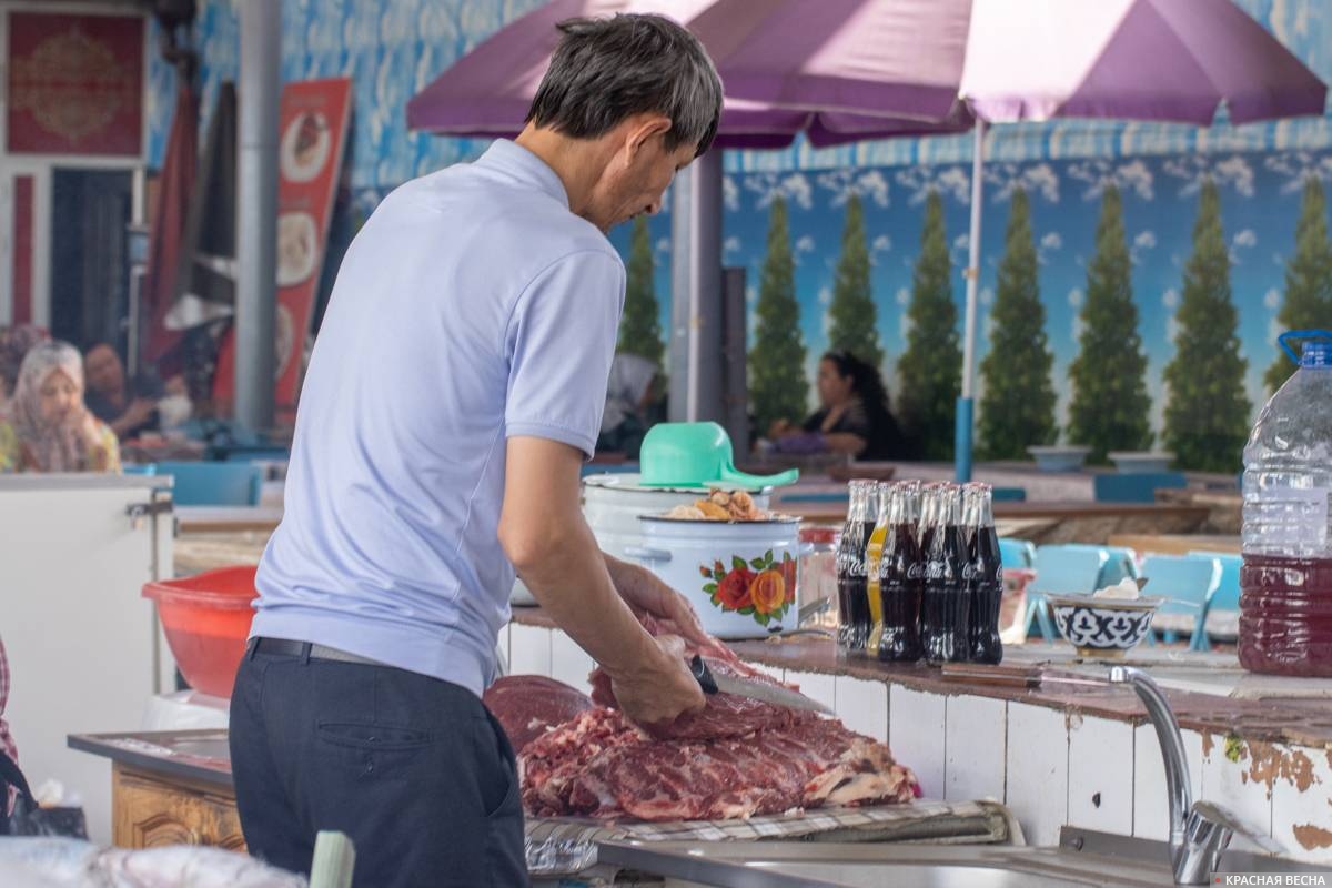 Приготовление еды на базаре. Чор-су. Ташкент