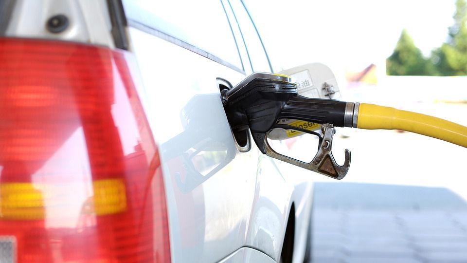 Снижение цен на бензин