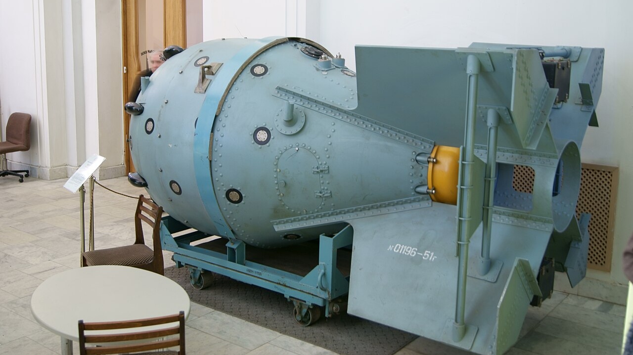 Первая советская атомная бомба РДС-1