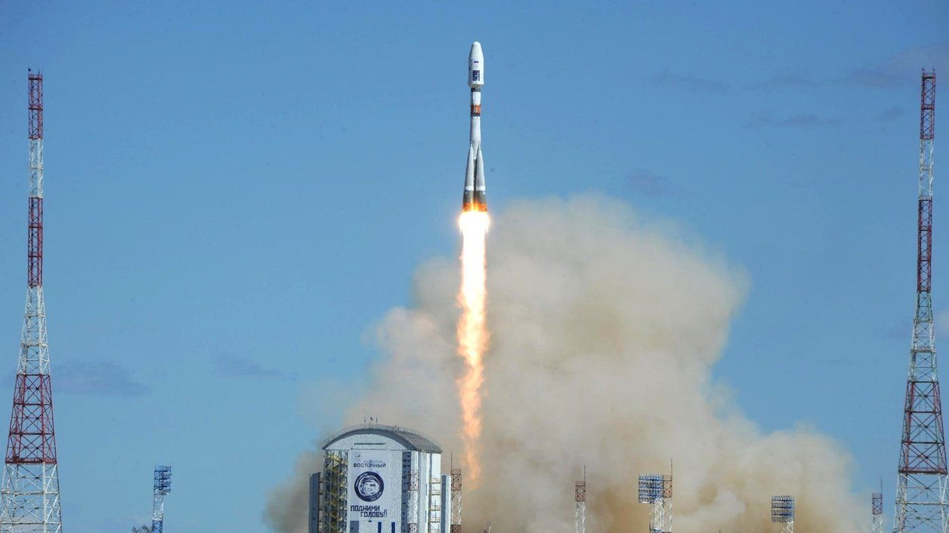 Запуск ракеты-носителя Союз-2.1