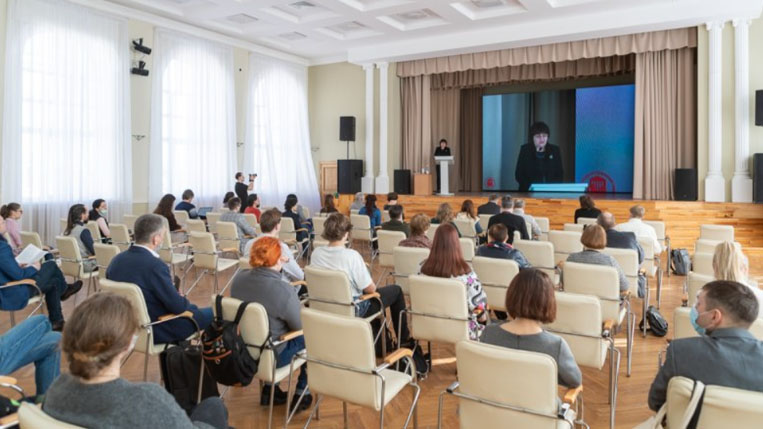 Специалисты из разных регионов России и Белоруссии участвуют в семинаре «Археология и история Пскова и Псковской земли» в 2022 году
