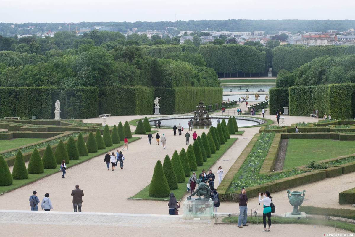 Сады и парк Версаля. Париж, Франция