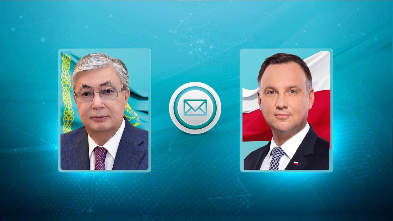Президенты Казахстана и Польши Касым-ЖомартТокаев (слева) и Анджей Дуда