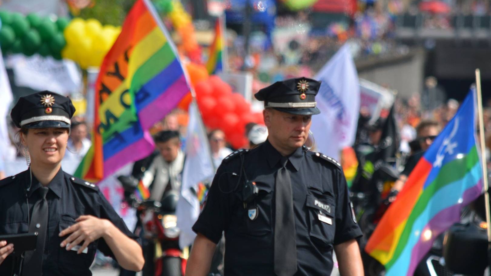 Вучич объяснил, почему был запрещен гей-парад | ИА Красная Весна
