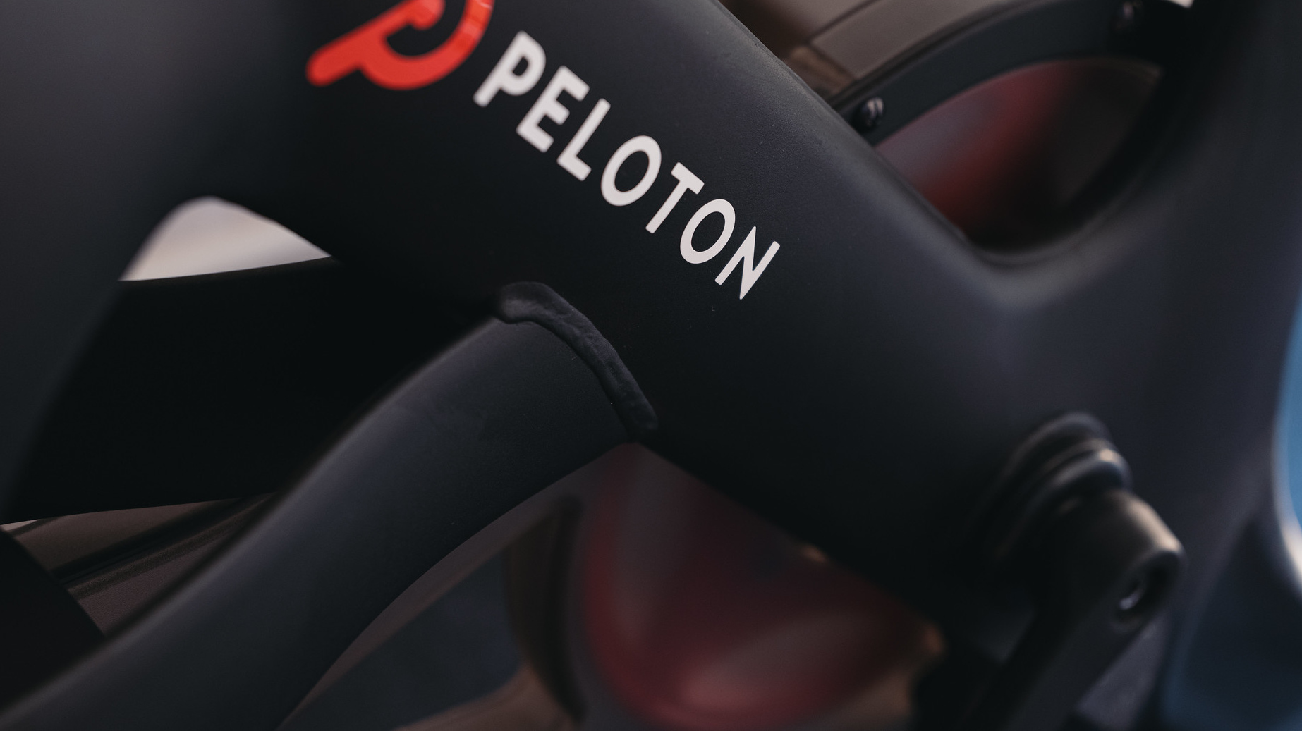 Peloton велотренажер