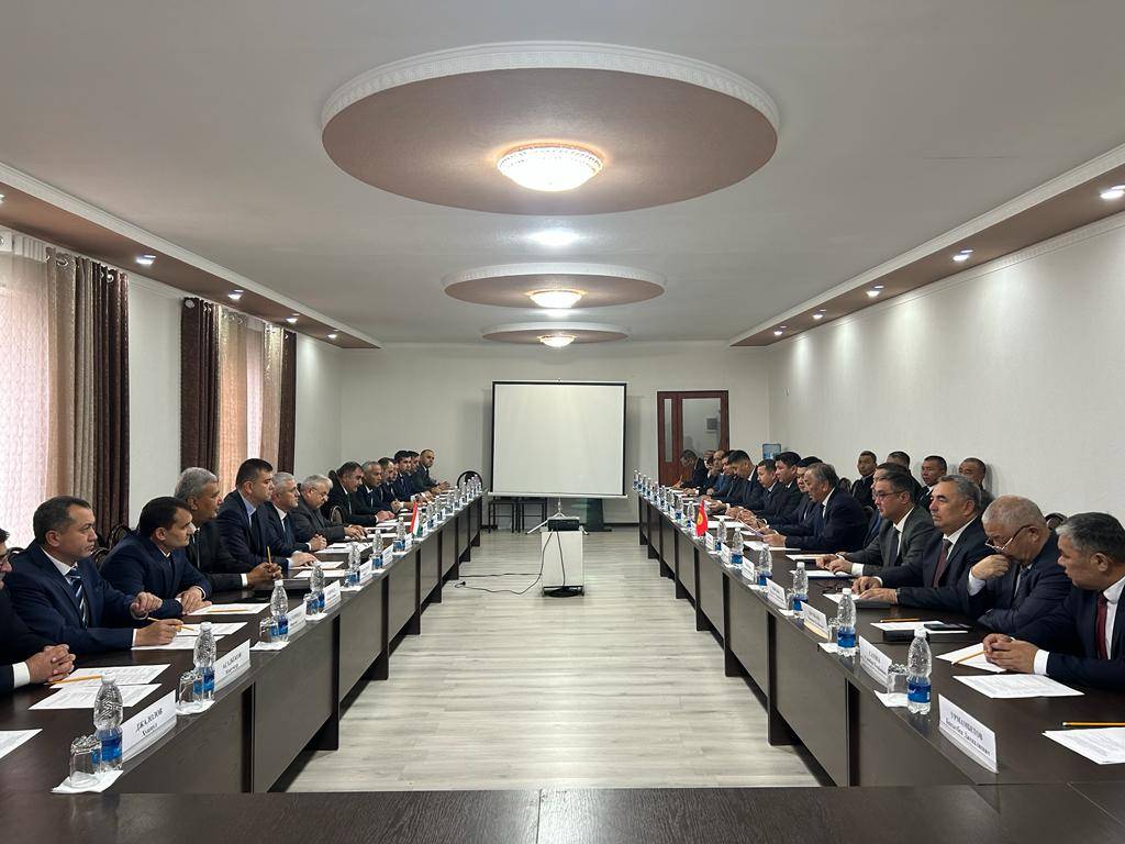 Переговоры по по делимитации и демаркации киргизско-таджикской государственной границы