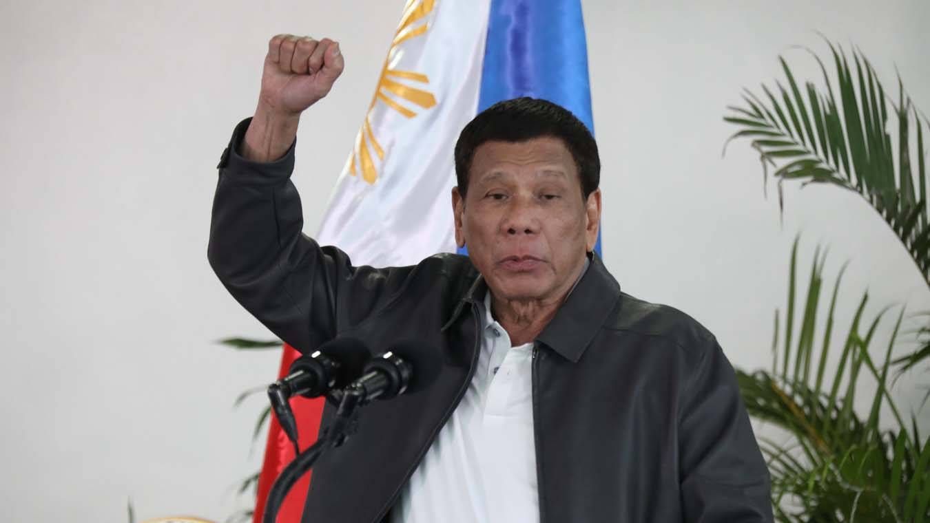 Действующий президент Филиппин призвал поддержать нового главу государства