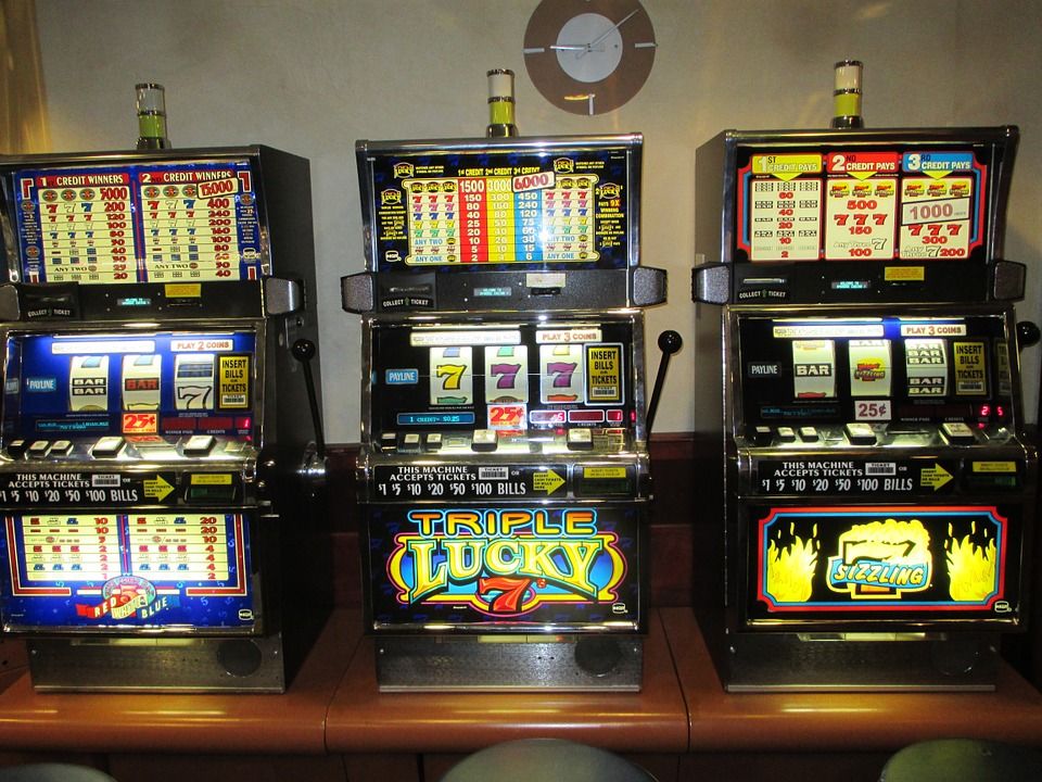 Игровые автоматы, азартные игры, казино