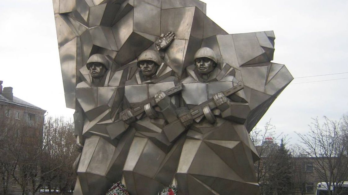 Памятник Подольским курсантам в городе Подольске на улице Кирова