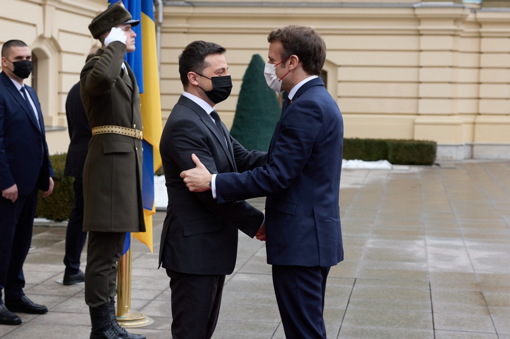 Встреча президента Украины В. Зеленского и президета Франции Э. Макрона