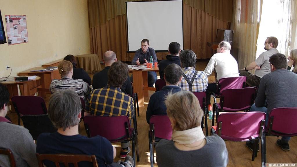 Открытая встреча членов движения «Суть времени» и РВС с жителями, г. Бердск, Новосибирская область