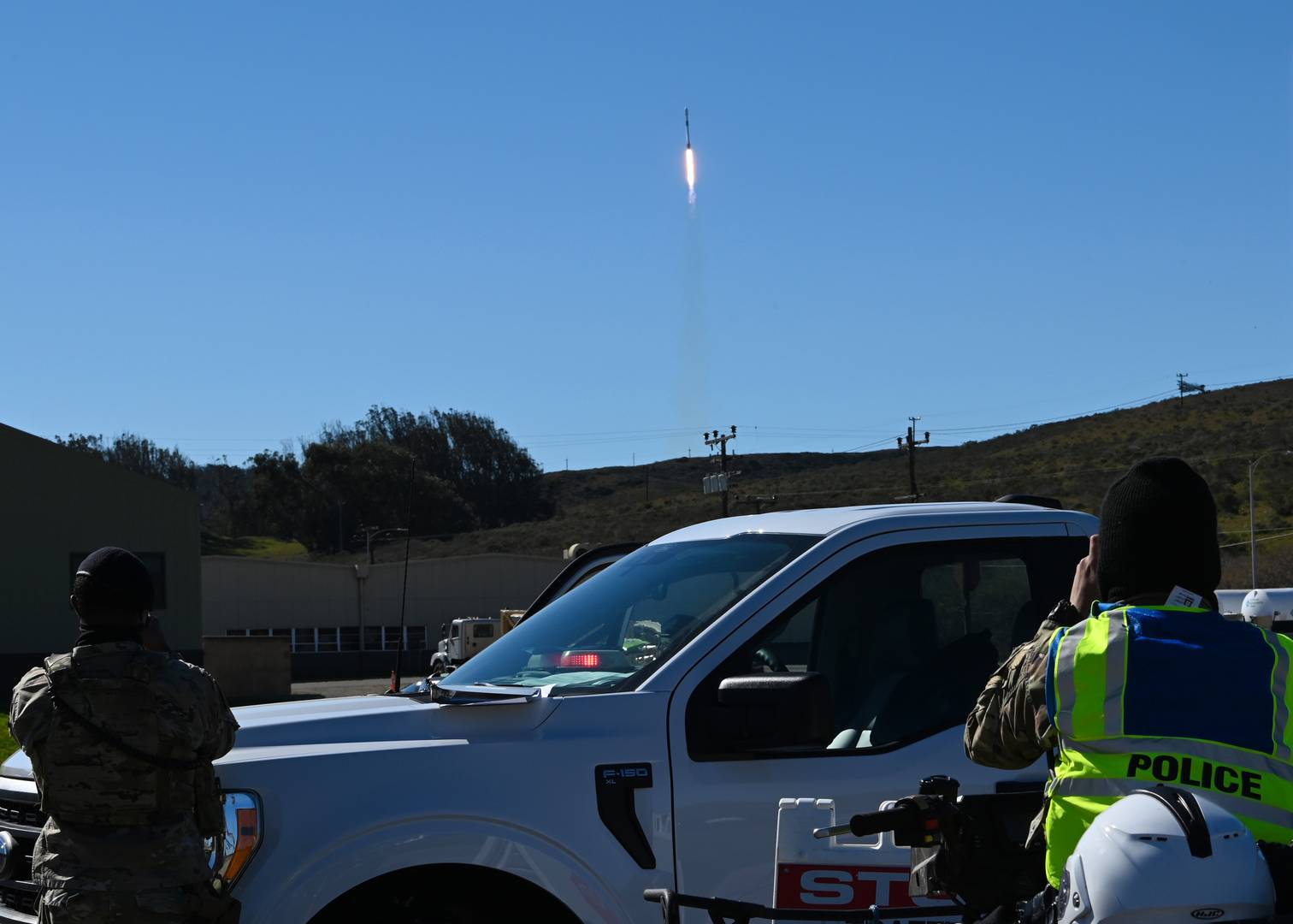 Запуск ракеты Falcon-9 с космодрома Ванденберг