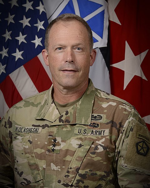 Генерал-лейтенант США Джон С. Колашески