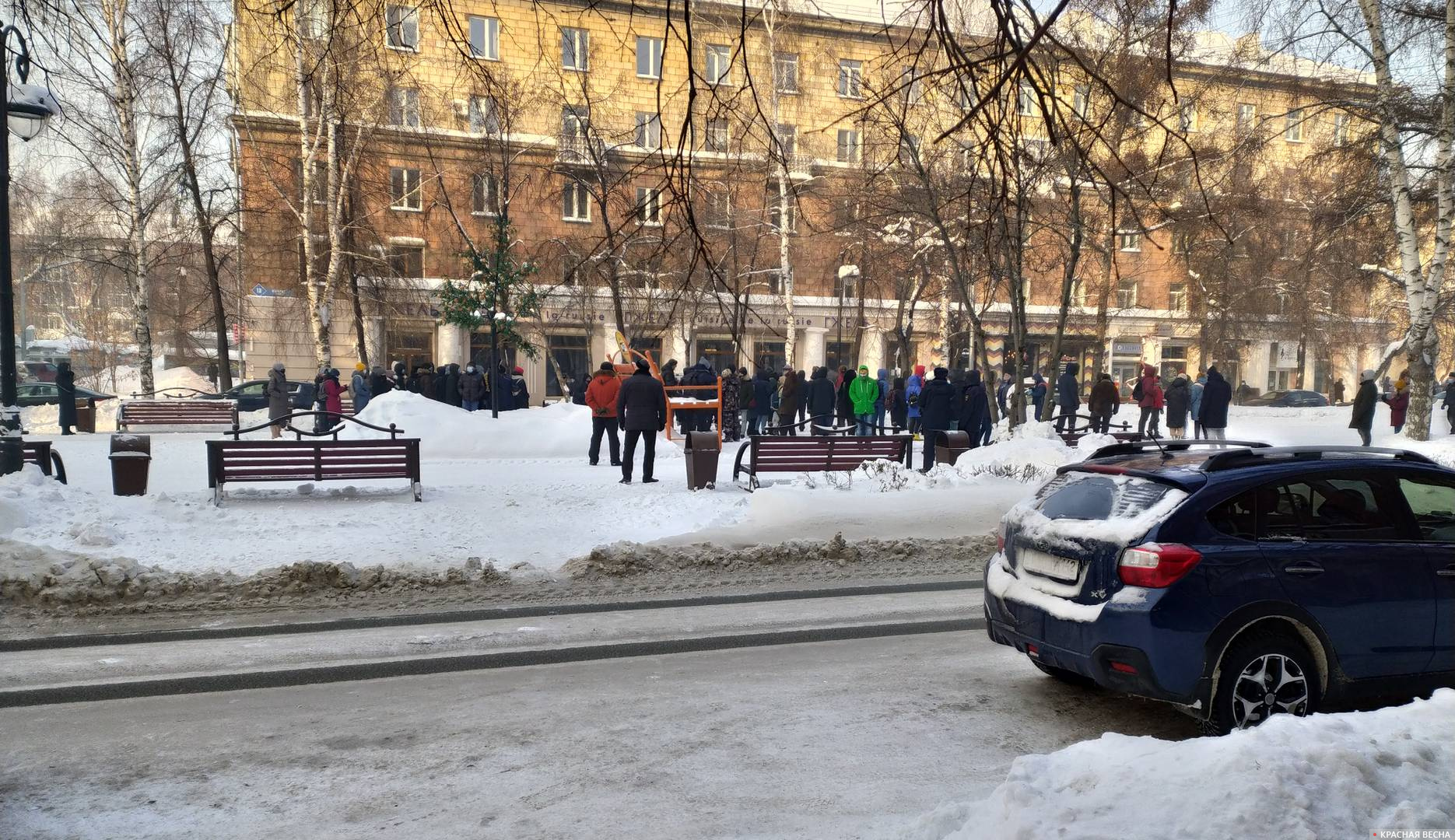 Несанкционированный митинг за Навального в Кемерове