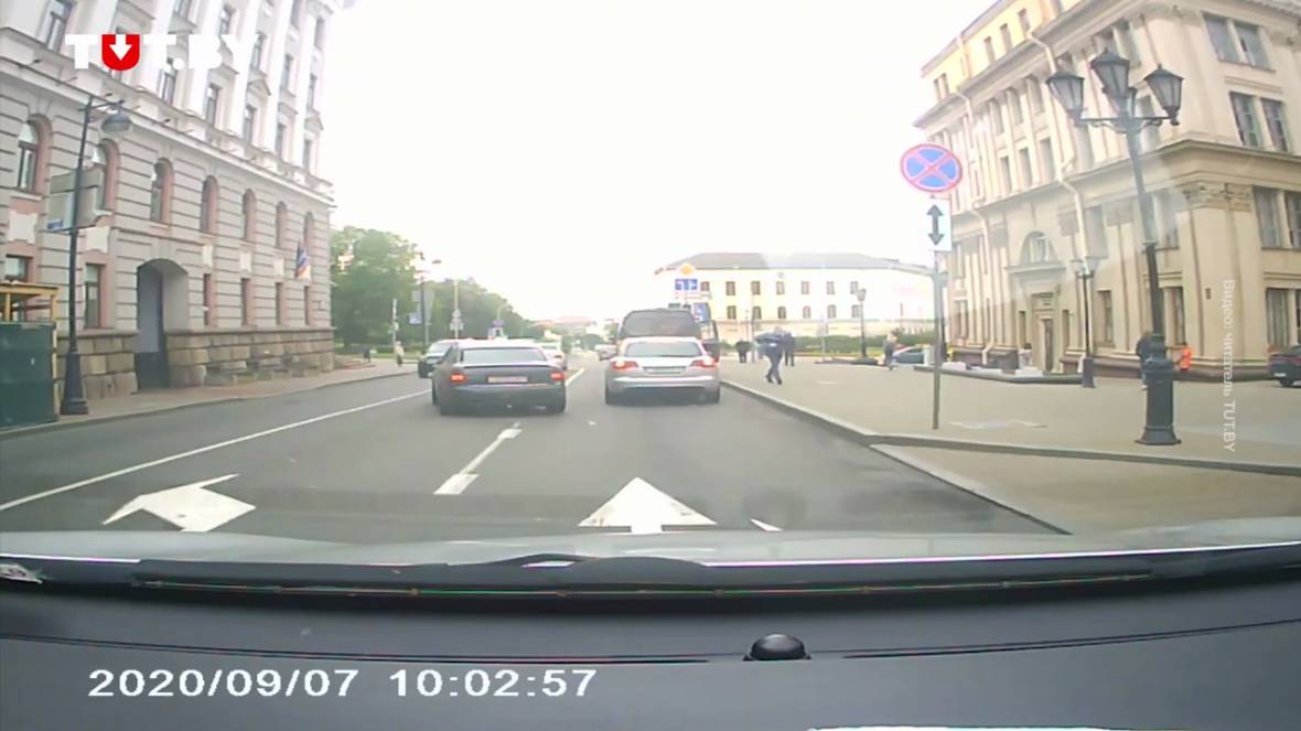 Скриншот видеозаписи предположительного задержания Марии Колесниковой
