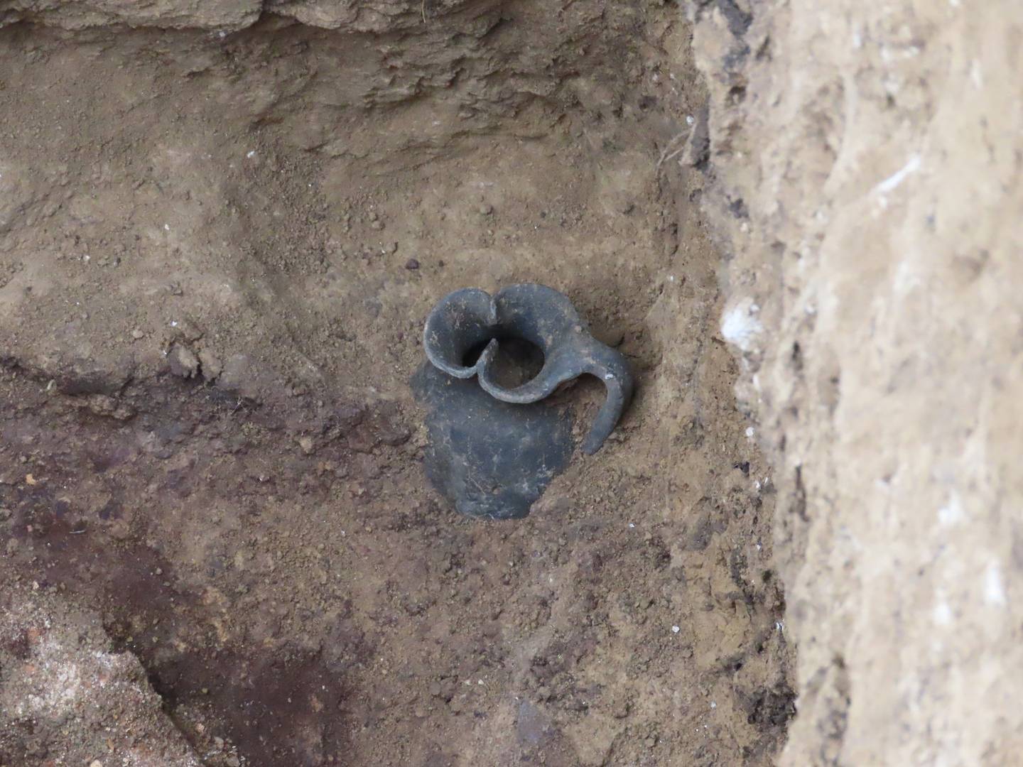 Кувшин для розлива вина