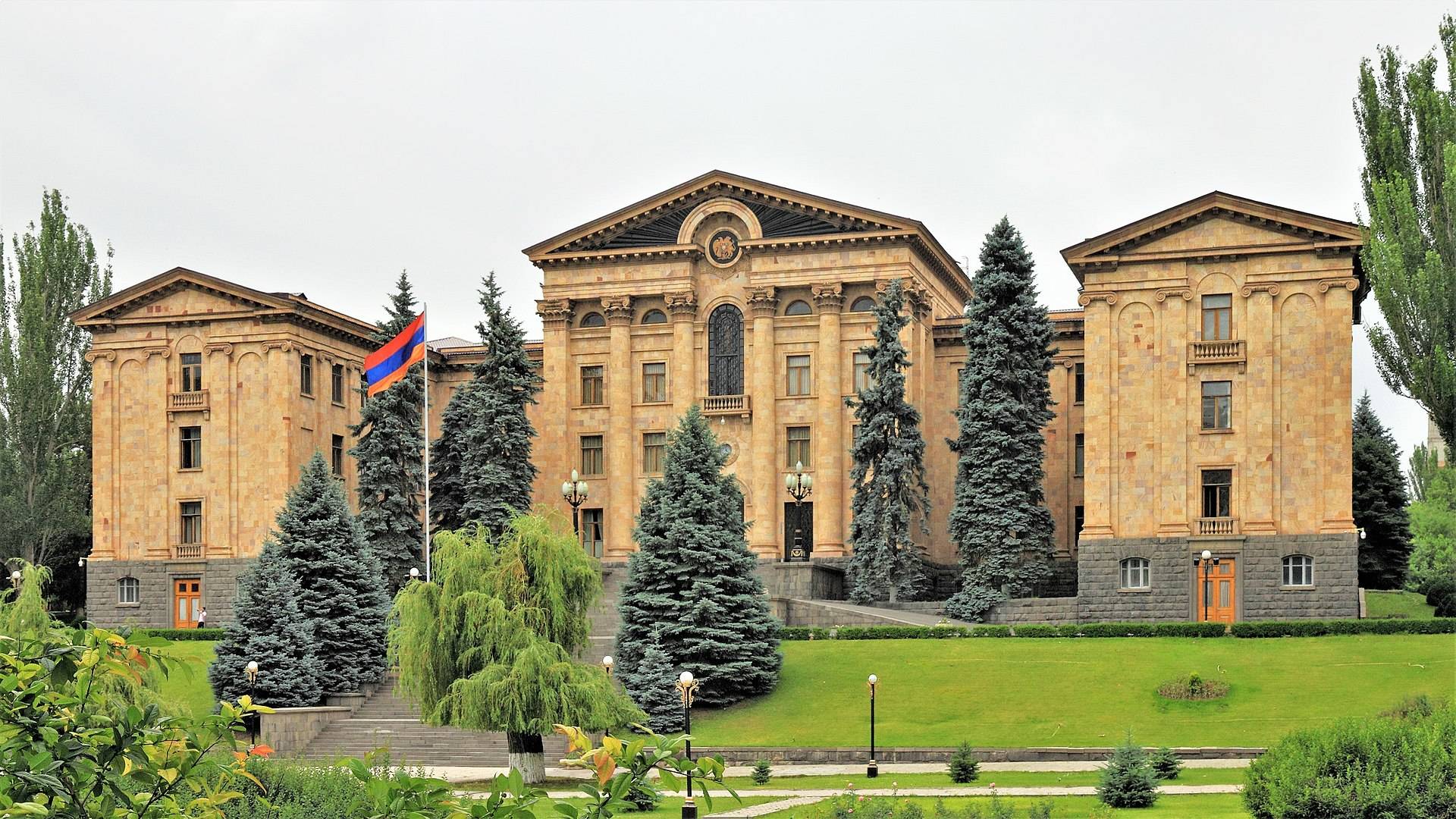 Нацсобрание Армении wikipedia.org