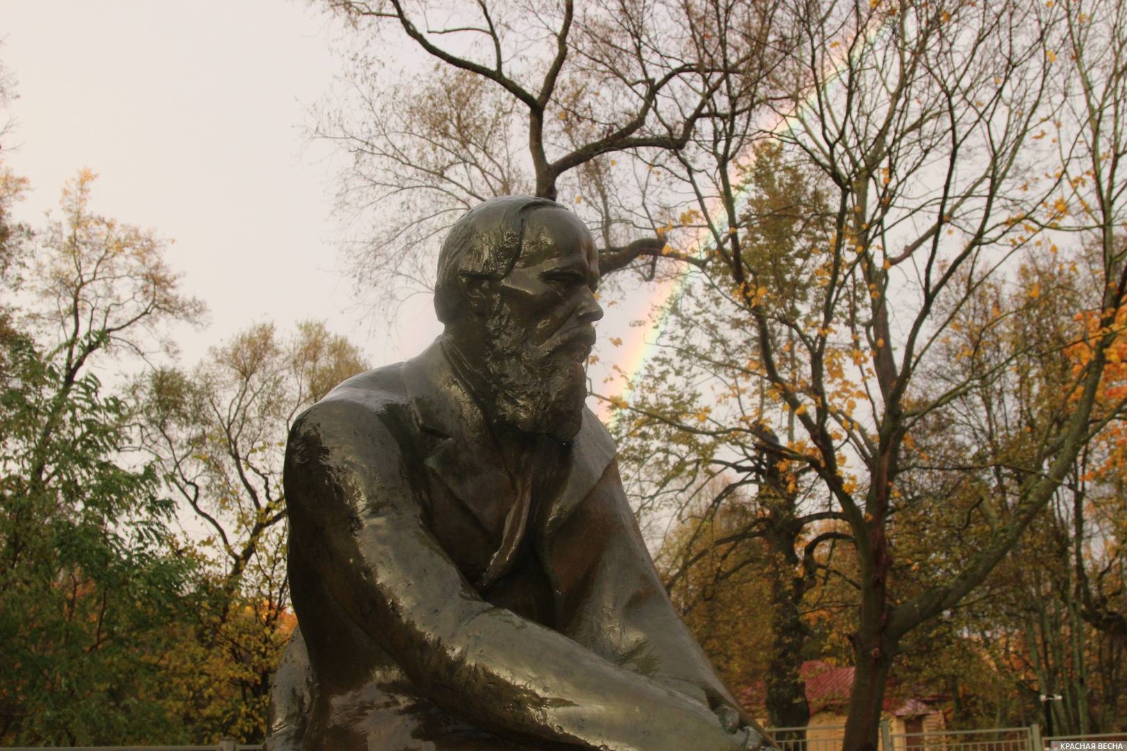 Памятник Достоевскому. 