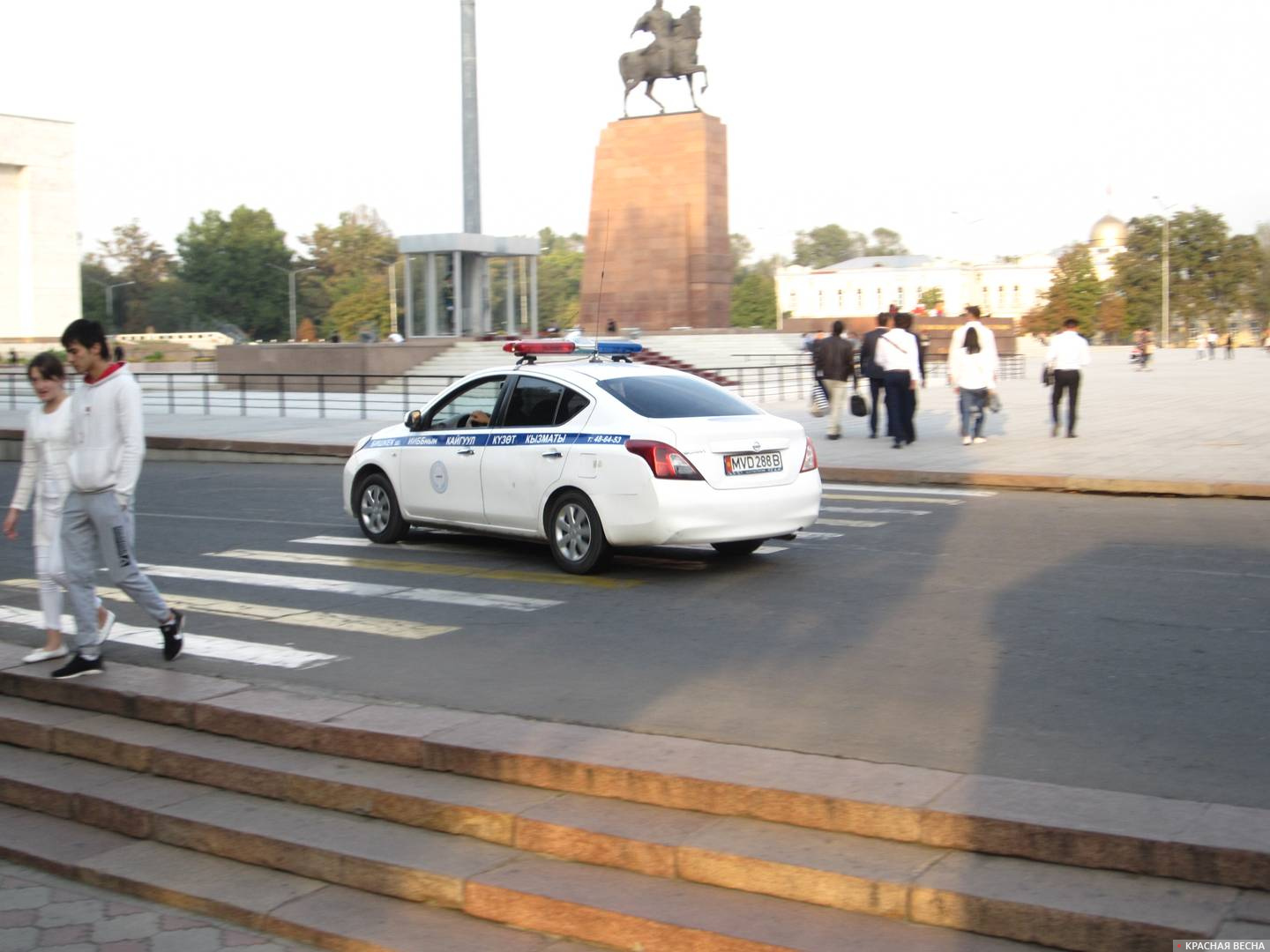 Автомобиль патрульной службы МВД Киргизии