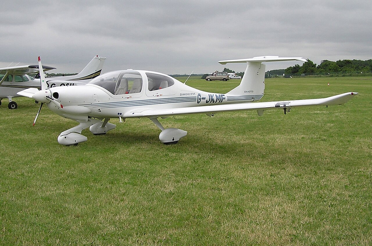 Самолет Diamond DA-40