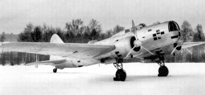 Советский бомбардировщик ДБ-3