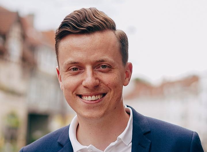 Адис Ахметович