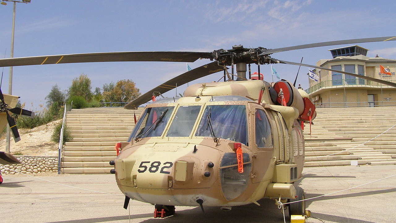 Вертолет UH-60