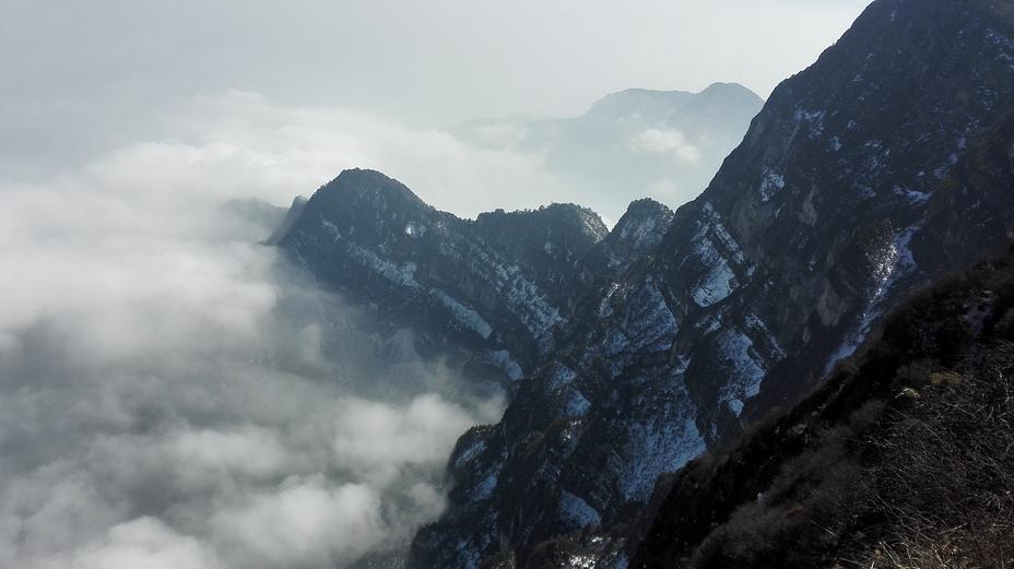Горы в провинции Сычуань [lulu1935 (cc)]