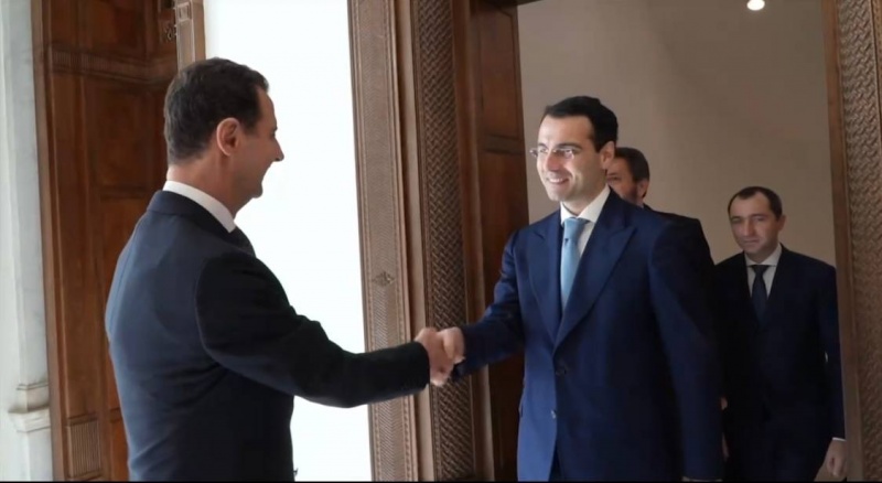 Президент Сирии Башар Асад (слева) и глава МИД Абхазии Инал Ардзинба