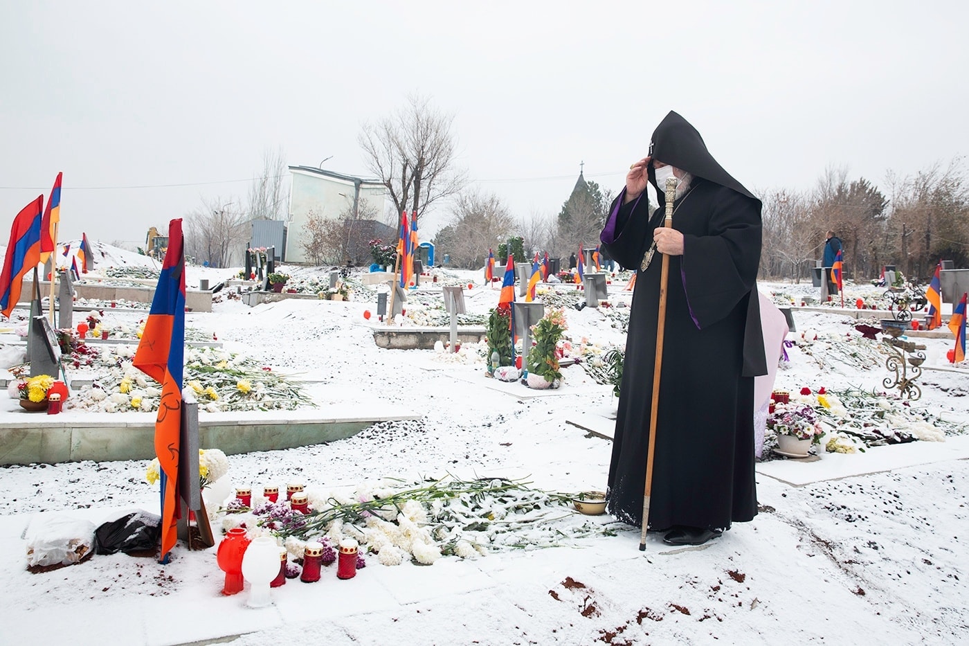 Фото с официальной страницы Католикоса Всех Армян Гарегина II в Facebook