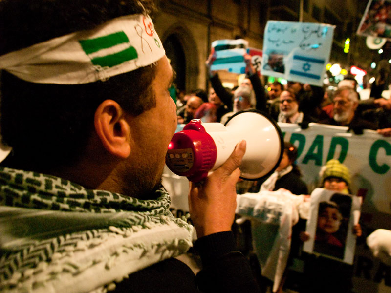 Мадрид. Демонстрация в поддержку жертв американо-израильской агрессии на Ближнем Востоке