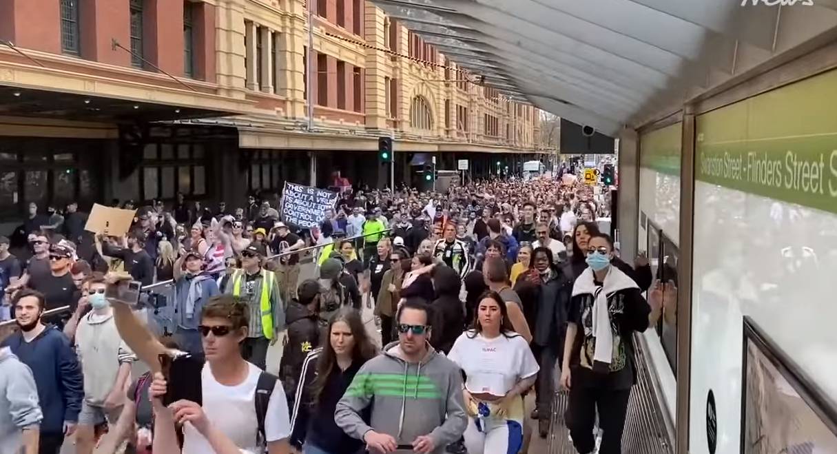Протесты в Мельбурне
