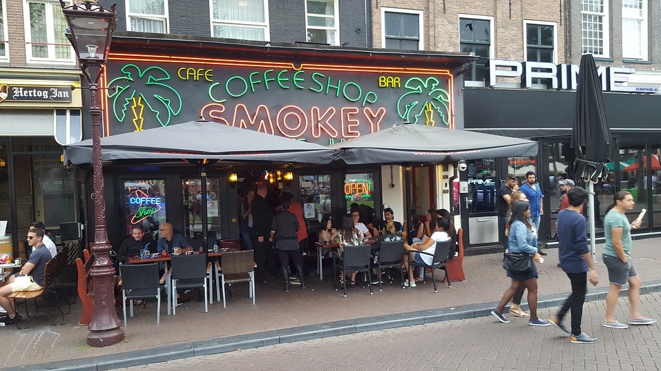 Кофейня в Амстердаме