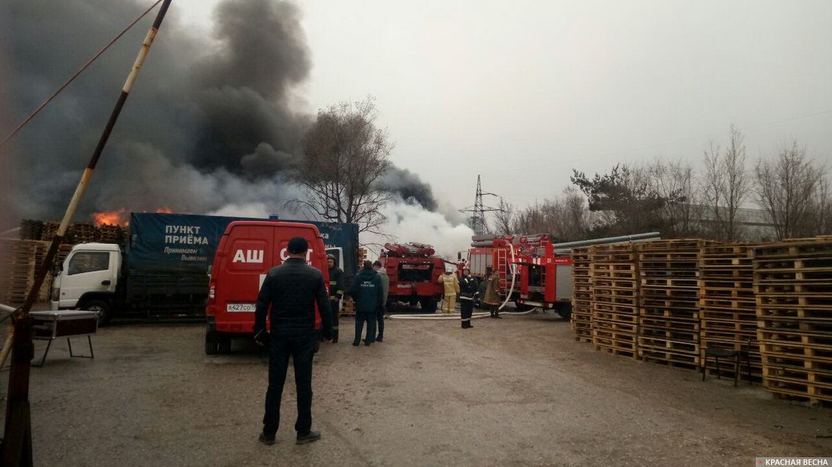Пожар в промзоне Тольятти