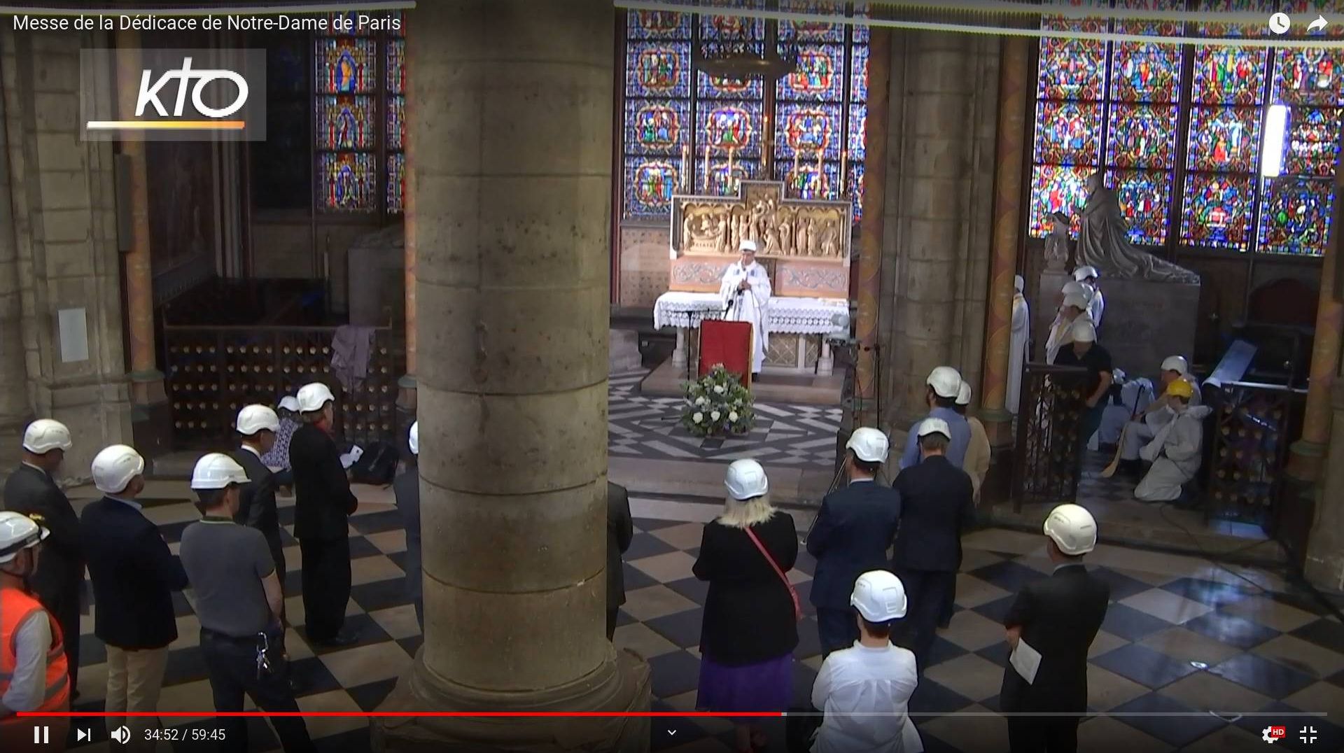Цитата из видео «Messe de la Dédicace de Notre-Dame de Paris» пользователя KTOTV.