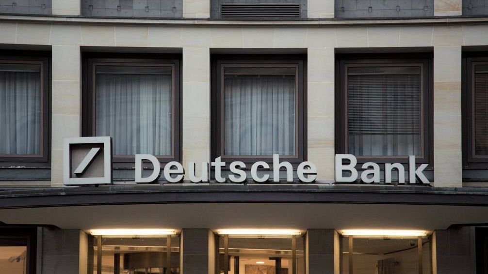 «Дочка» Deutsche Bank сменила гендиректора из-за экологической рекламы