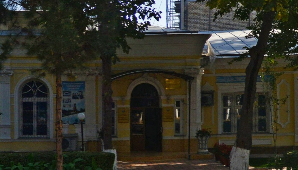 Здание Республиканской детской библиотеки в Ташкенте