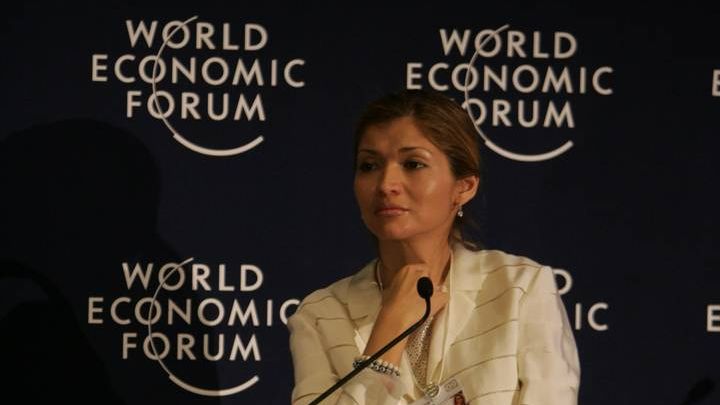 Гульнара Каримова председательствует на Международном экономическом форуме. 2009