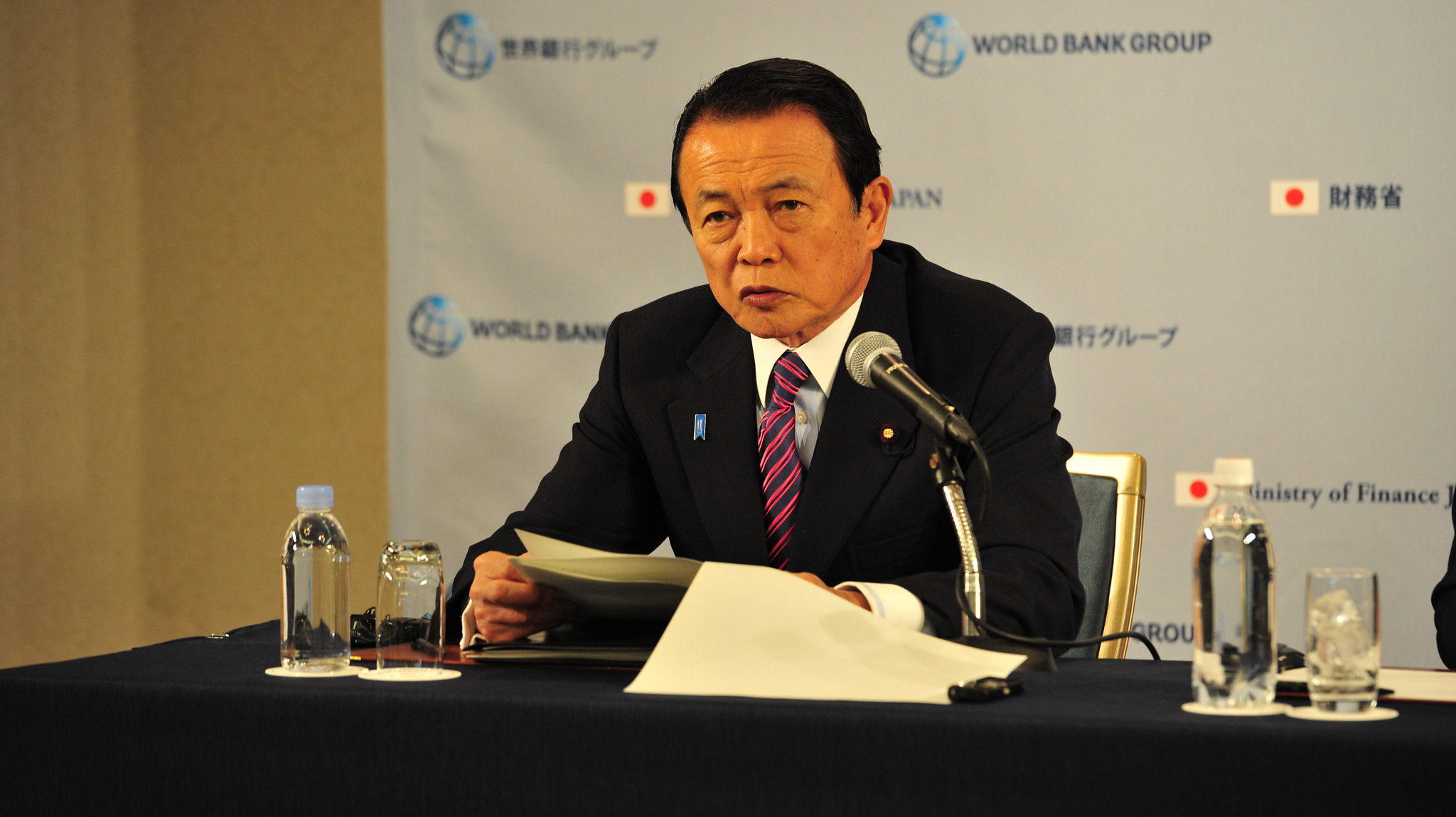 Министр финансов Японии Таро Асо. 2013 г.