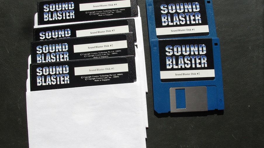 Диски с драйверами для звуковой карты Sond Blaster