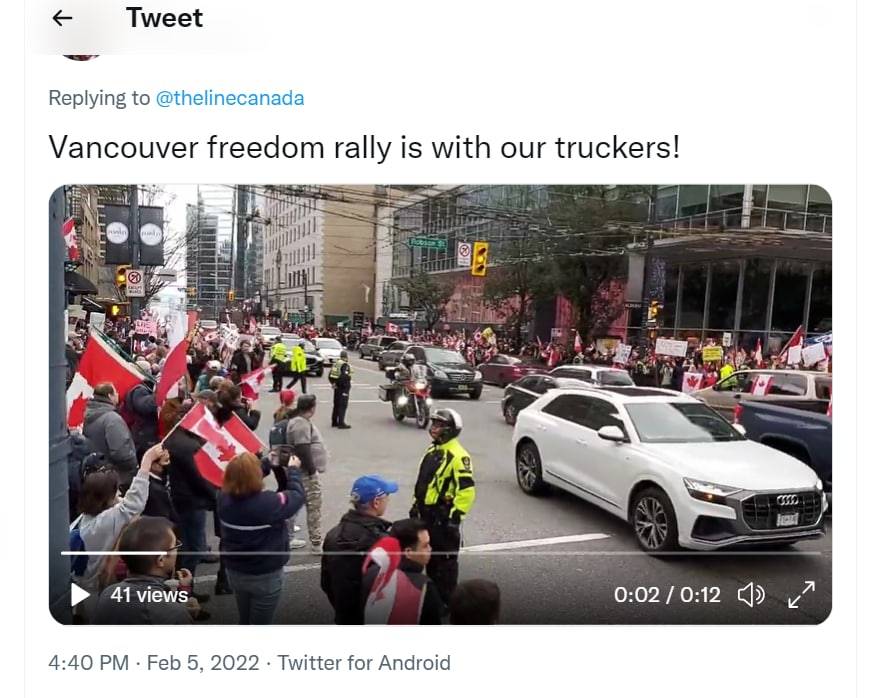 Митинг в поддержку дальнобойщиков в Ванкувере. Скриншот со страницы пользователя Twitter https://twitter.com/bwpc2020/status/1490077775218155522