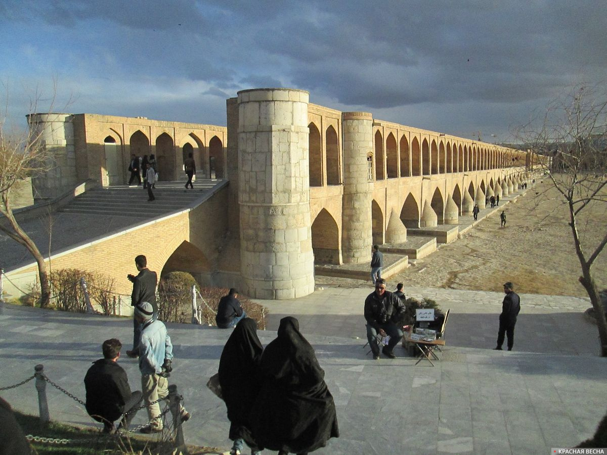 0 Си-о-се. Мост 33 арок. г. Исхафан, Иран