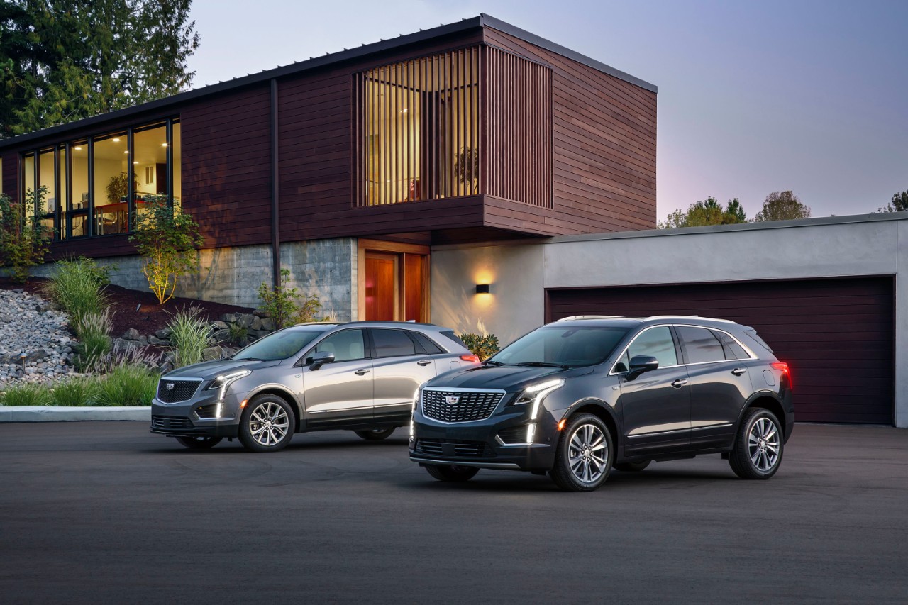 Cadillac XT5 Sport и Premium Luxury 2020 года