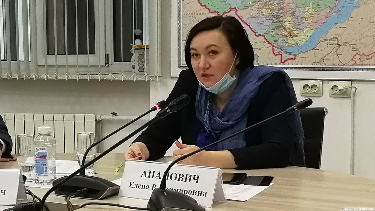 Министр образования Иркутской области Елена Апанович