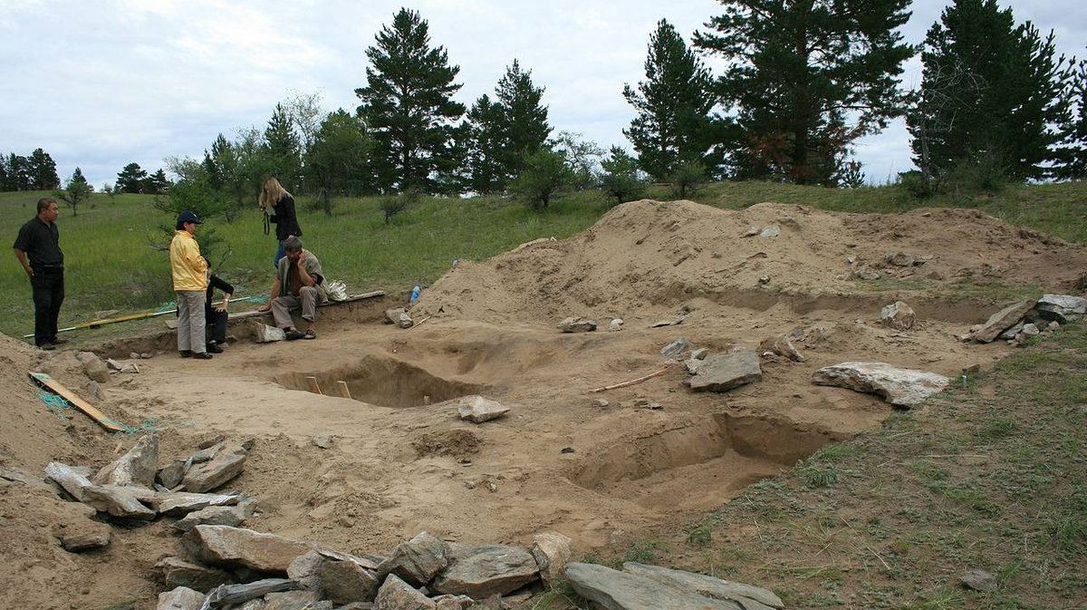 Археологи ведут раскопки