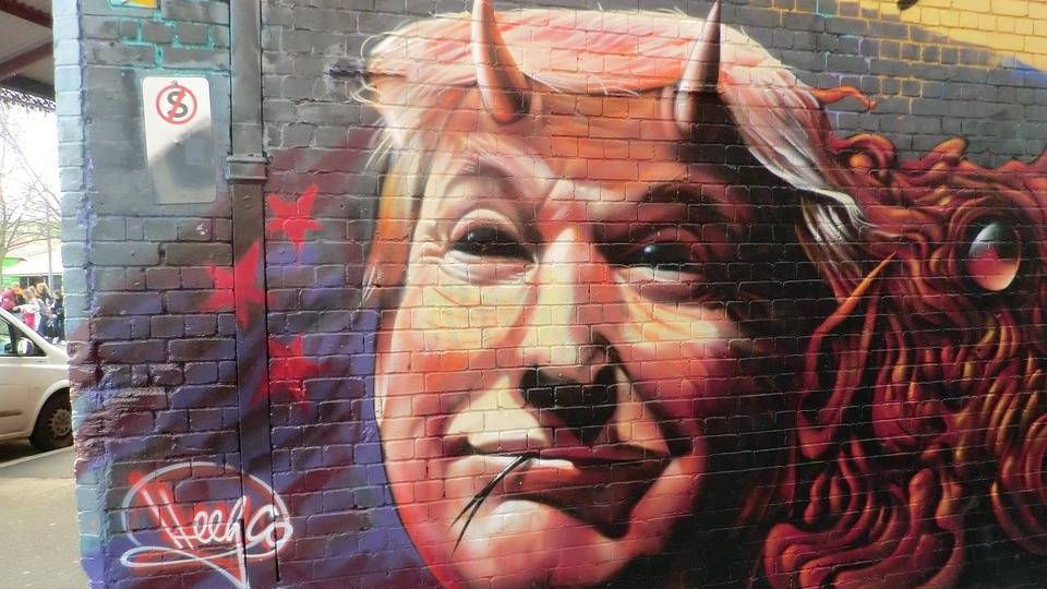 Трамп, Граффити на стене в Мельбурне