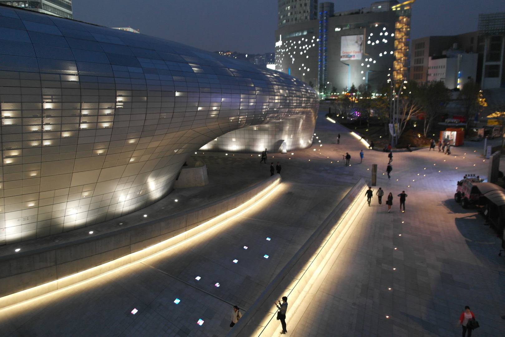 Южная Корея, Сеул, Тондэмун Дизайн Плаза