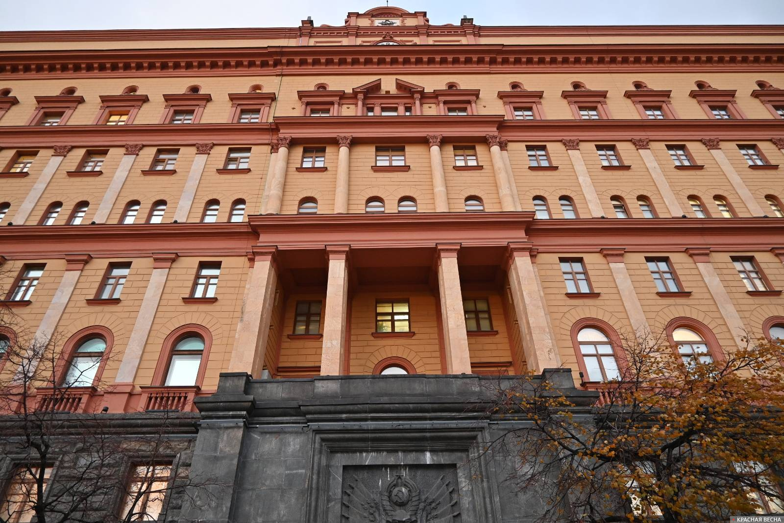 Здание органов госбезопасности на Лубянке (здание ФСБ)